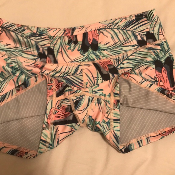 IAB MFG booty 2.0 shorts 🦩 - Picture 2 of 4